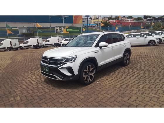 VOLKSWAGEN TAOS 1.4 250 TSI TOTAL FLEX HIGHLINE AUTOMÁTICO